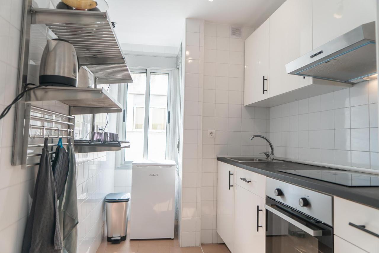 Central Penthouse With Large Private Terrace, 2 Bd Leilighet Tarifa Eksteriør bilde